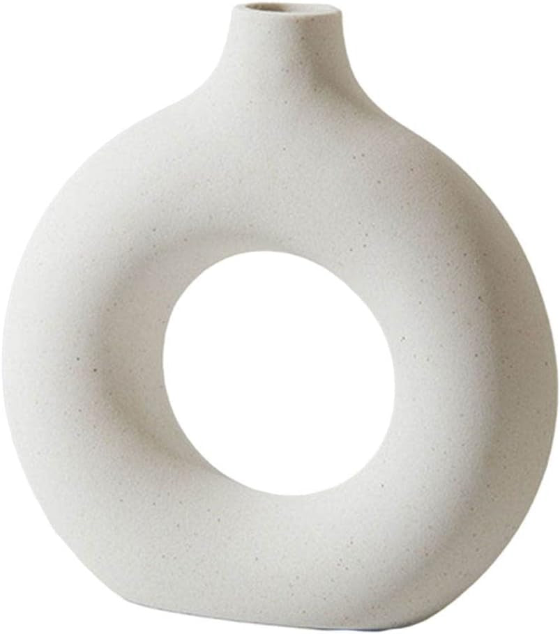 Minimalist Ceramic Donut Vase – Perfect for Dried Flowers & Pampas Grass