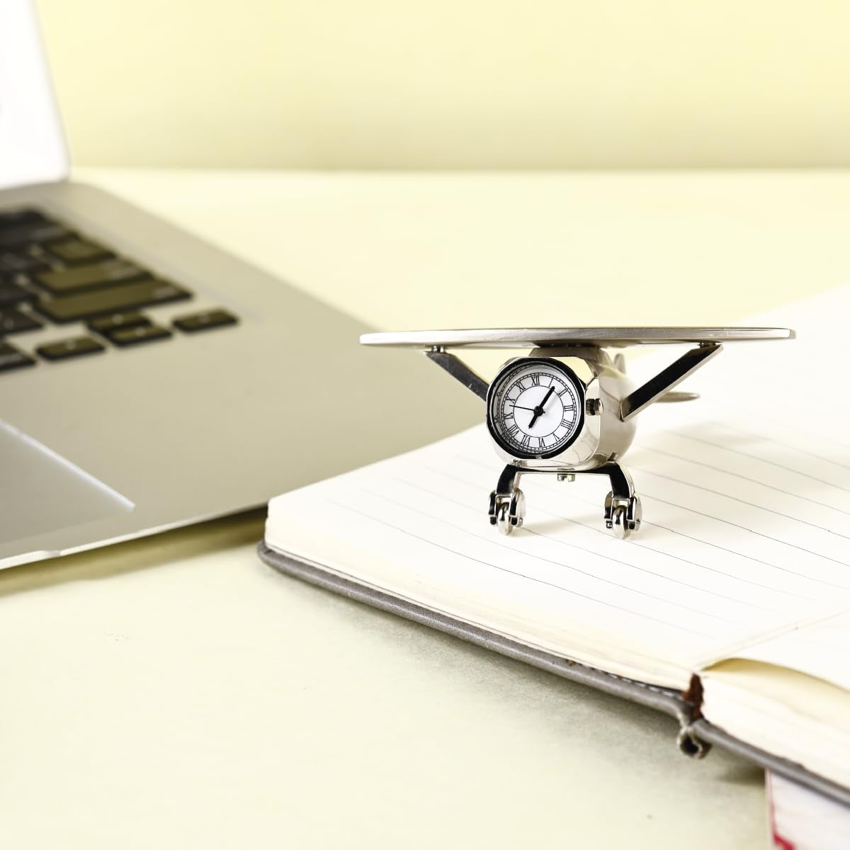 Stylish Aeroplane Clock – Desk Decor with a Twist